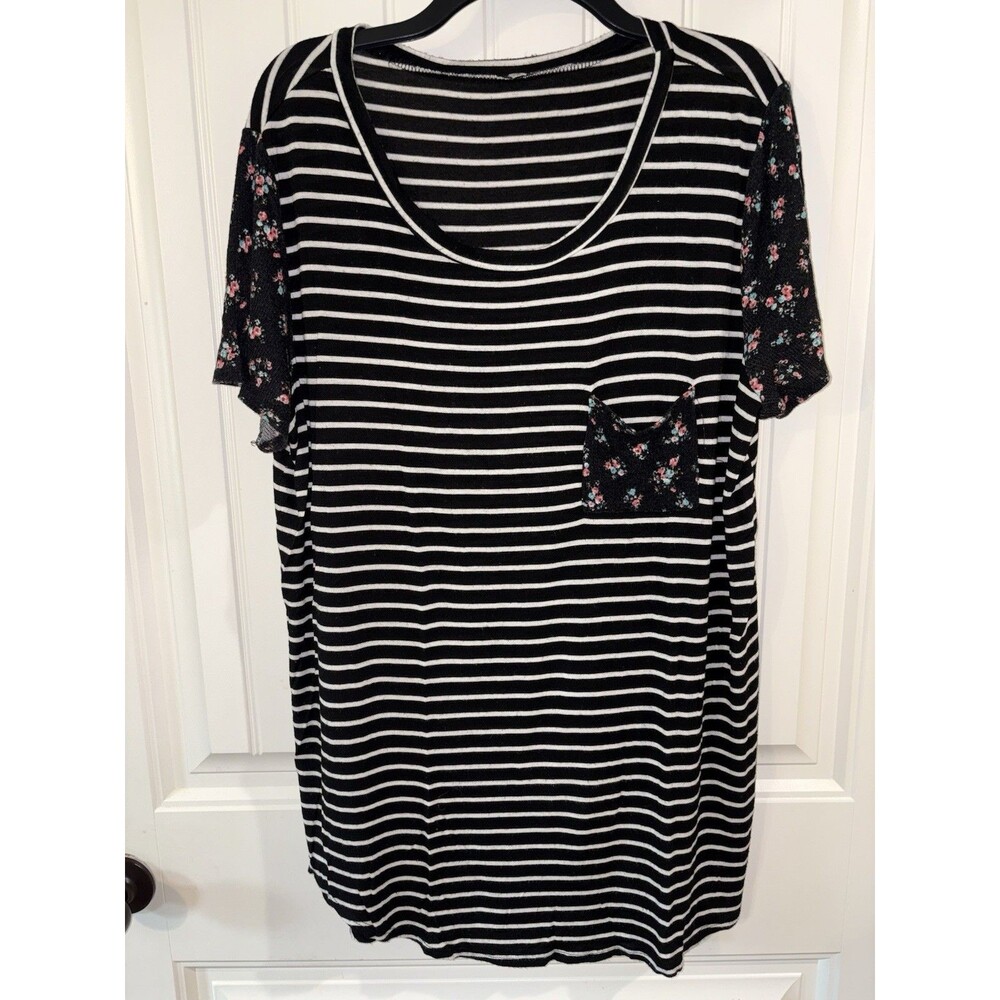 VTG Auditions Long Tee Womens Sz 2xl Striped Floral Accents